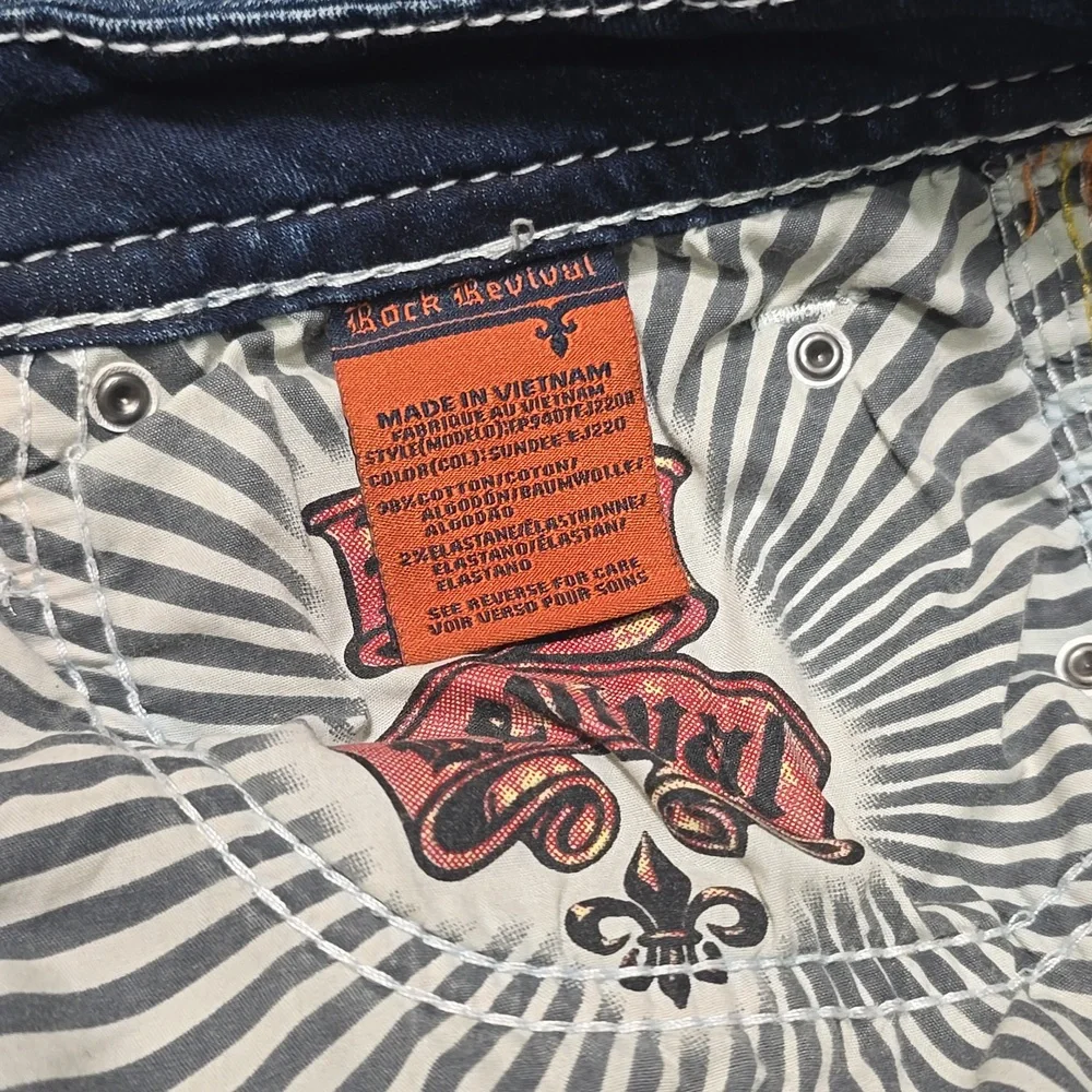 Rock Revival Jeans - Picture 4 of 13